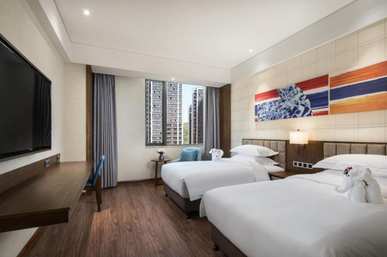 Ramada By Wyndham Baoji Jintai Hotel ภายนอก รูปภาพ