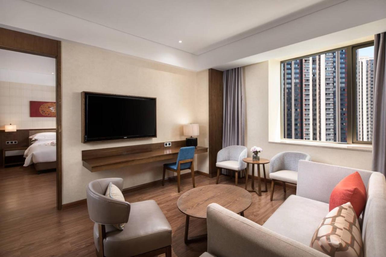 Ramada By Wyndham Baoji Jintai Hotel ภายนอก รูปภาพ